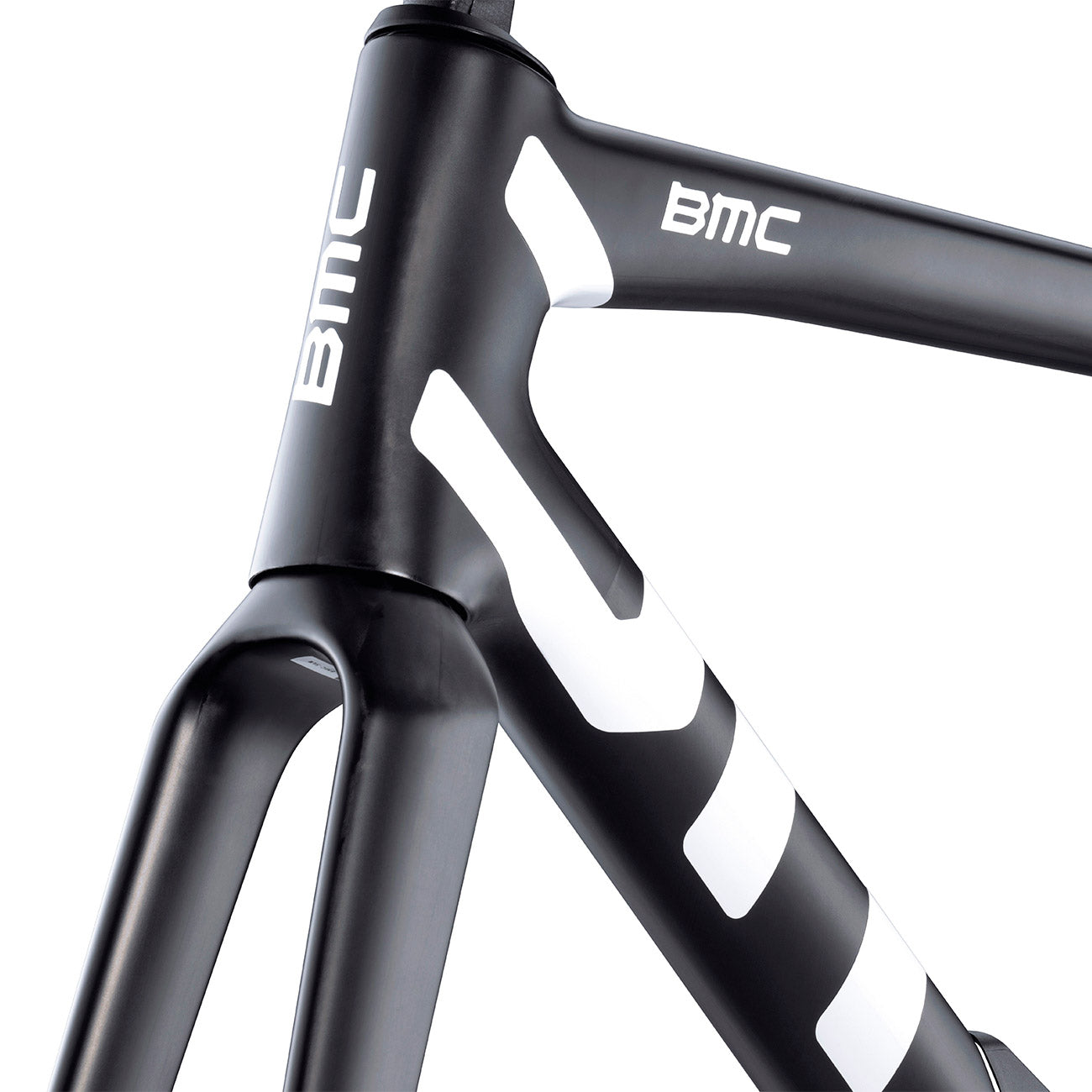 foto dettaglio logo anteriore kit telaio bici in carbonio