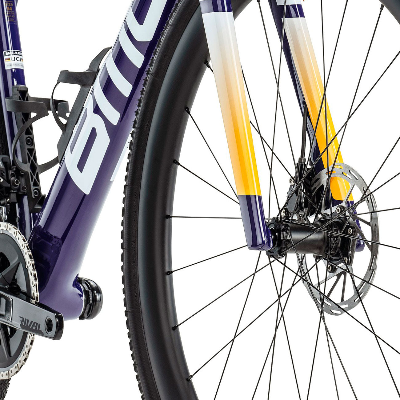 foto dettaglio forcella bici bmc gravel in carbonio kaius 01 three 2024