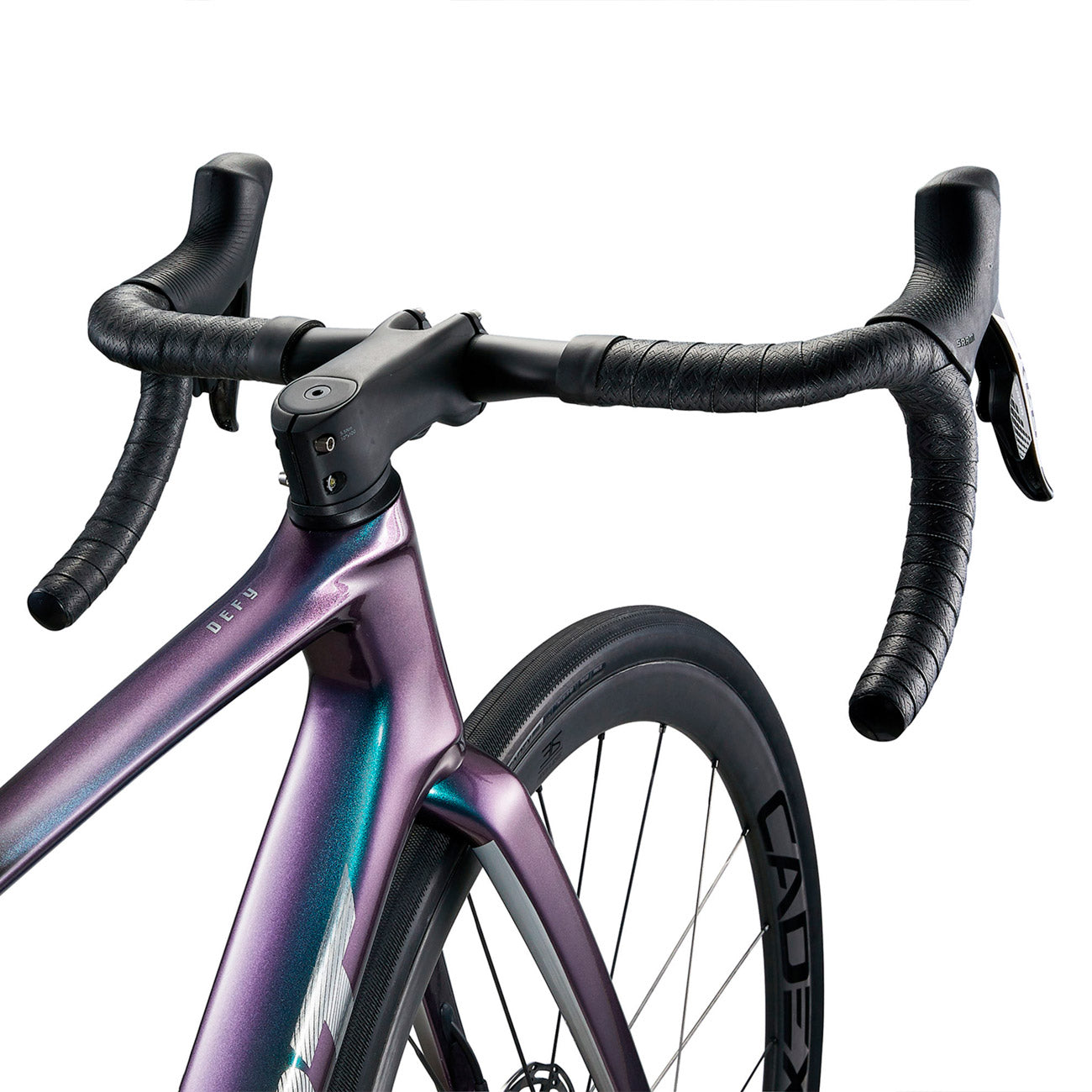 foto dettaglio attacco manubrio e piega manubrio in carbonio