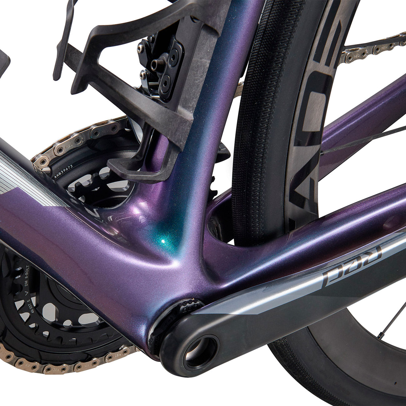 foto dettaglio scatola movimento centrale kit telaio bici da corsa in carbonio defy advanced sl 2024