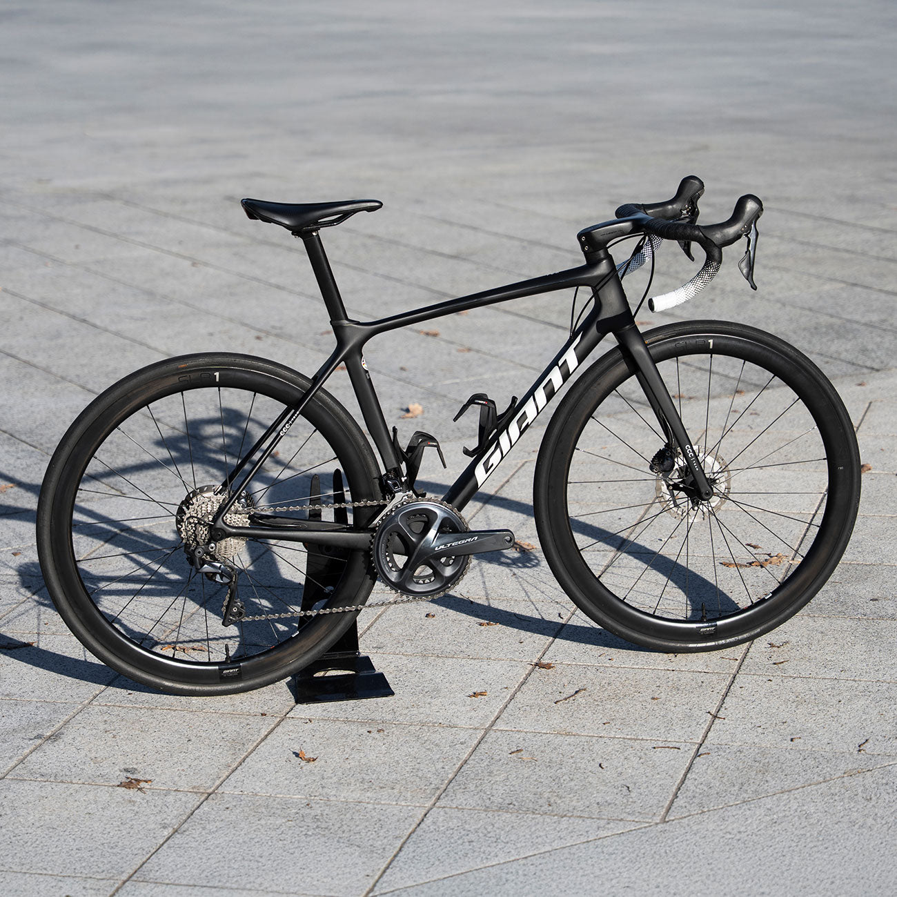 Foto laterale Giant TCR Advanced Pro Disc Team CCC 2