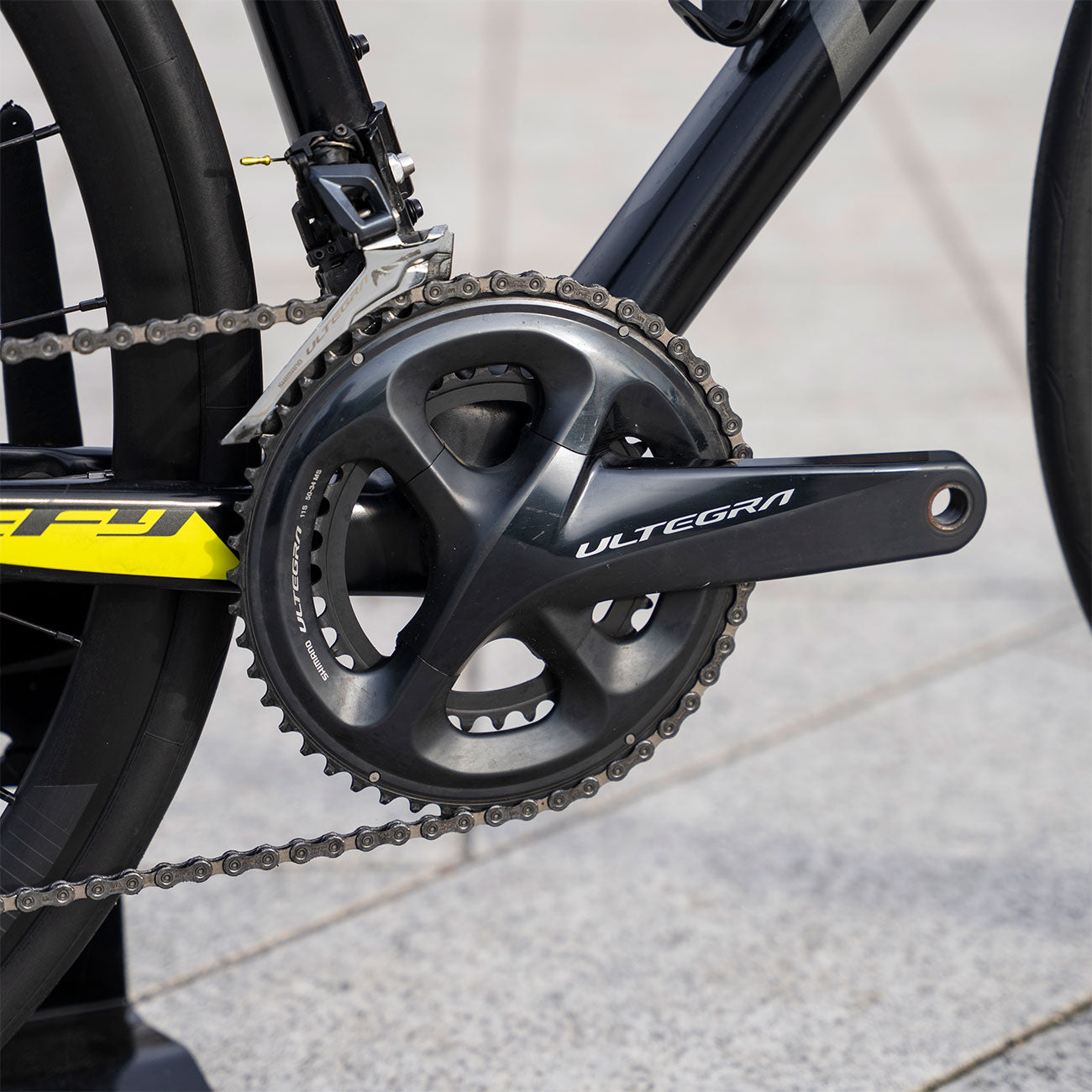 Foto dettaglio bici guarnitura shimano Ultegra r8000