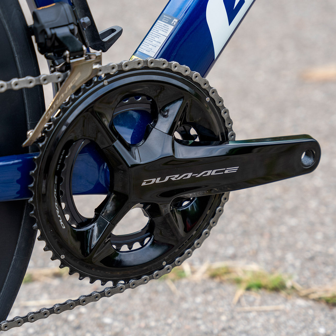 foto dettaglio guarnitura shimano dura ace 12v