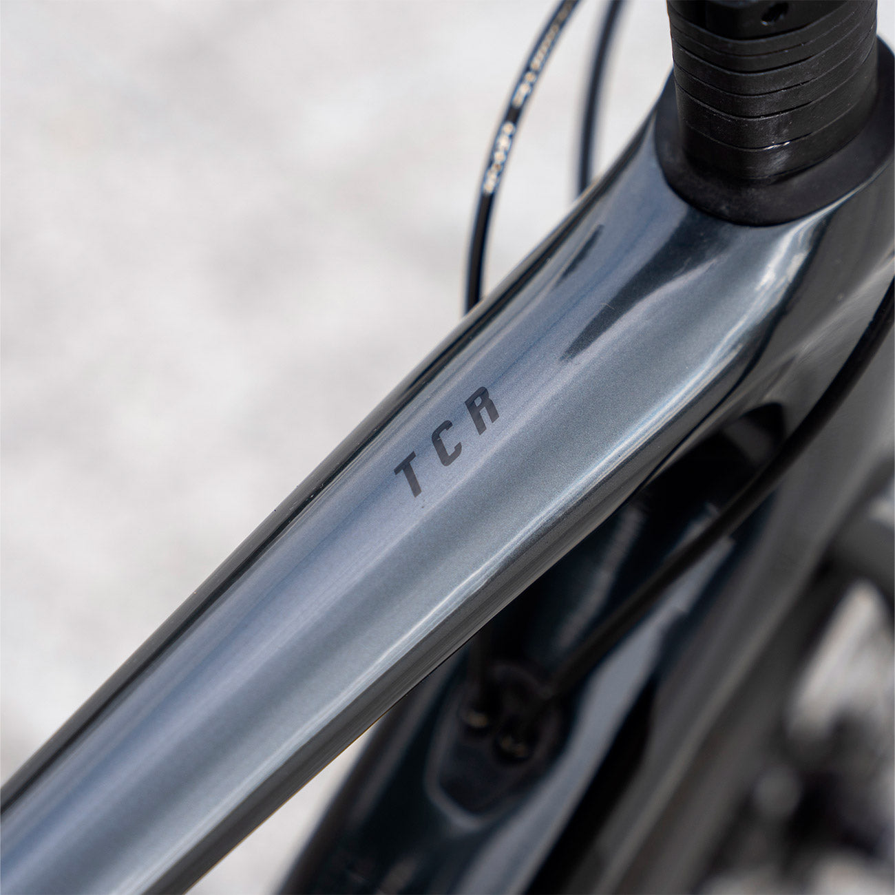 dettaglio logo TCR giant tcr advanced 1+ pro compact