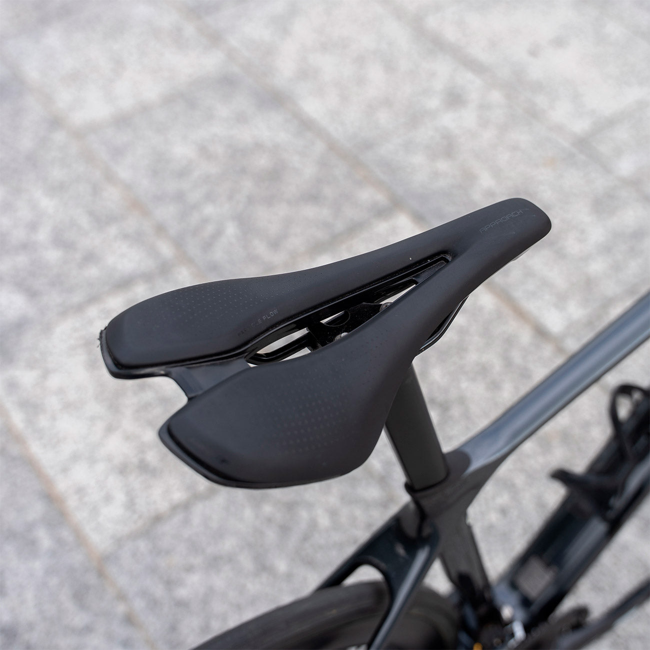 dettaglio sella approach giant tcr advanced 1+ pro compact