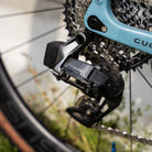 foto dettaglio deragliatore posteriore sram rival axs