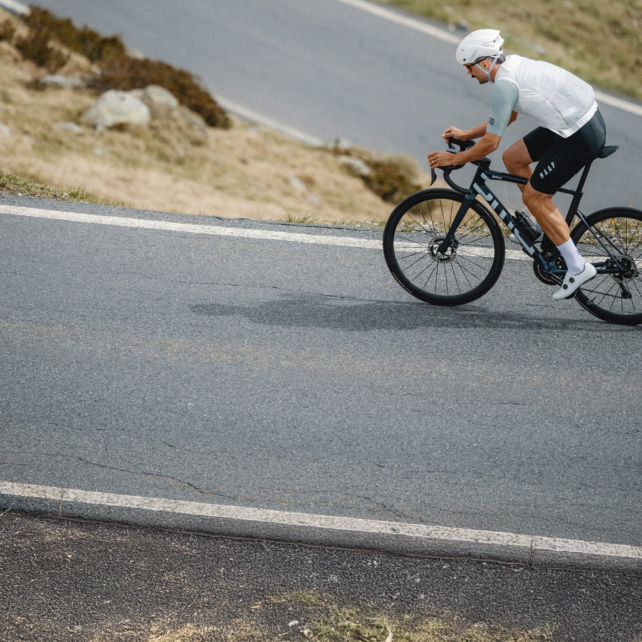 foto logo novo cicli collezione bmc teammachine slr 01 2026