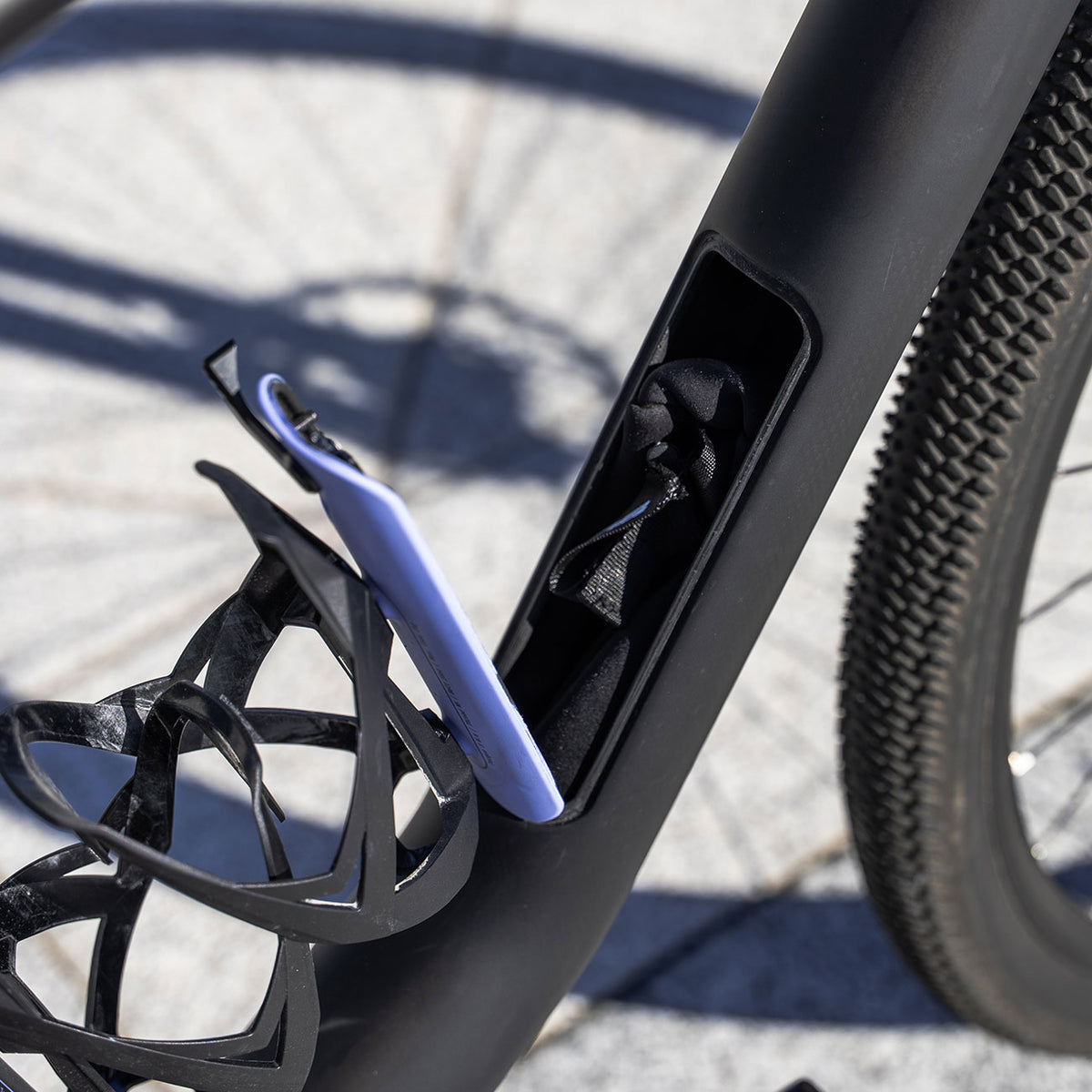 Bici Usata Sunn Venture Air S2 in carbonio dettaglio porta oggetti