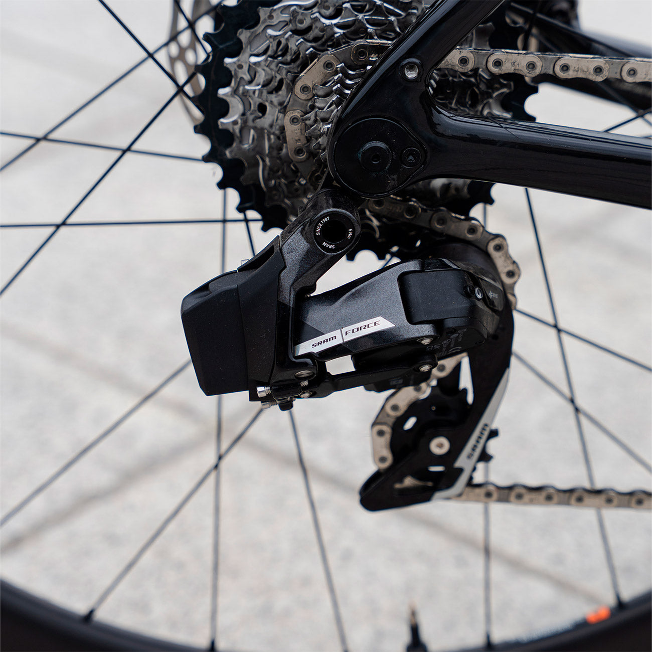 Giant Defy E+ dettaglio Sram Force