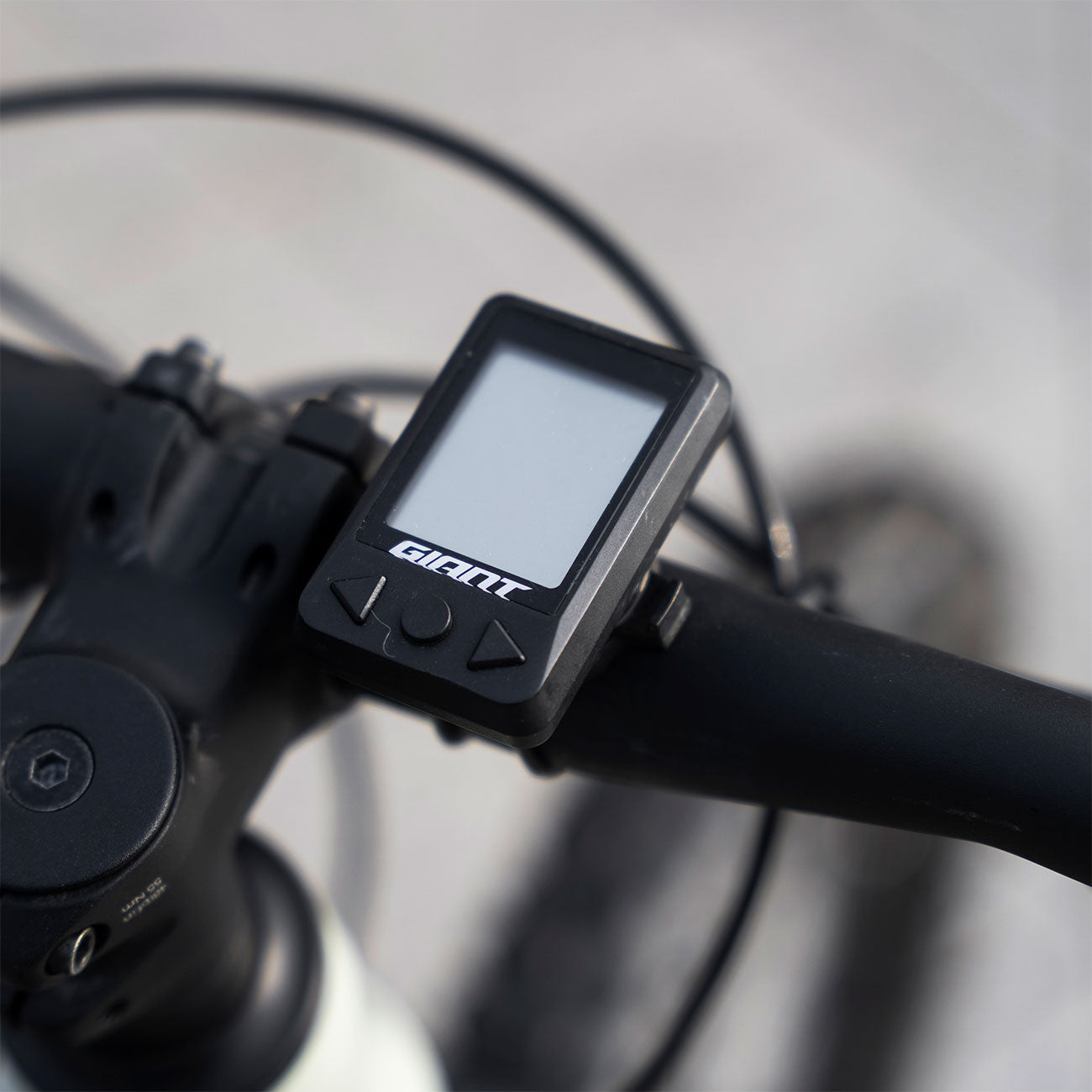 foto dettaglio computer Giant Stance E+ 1 625