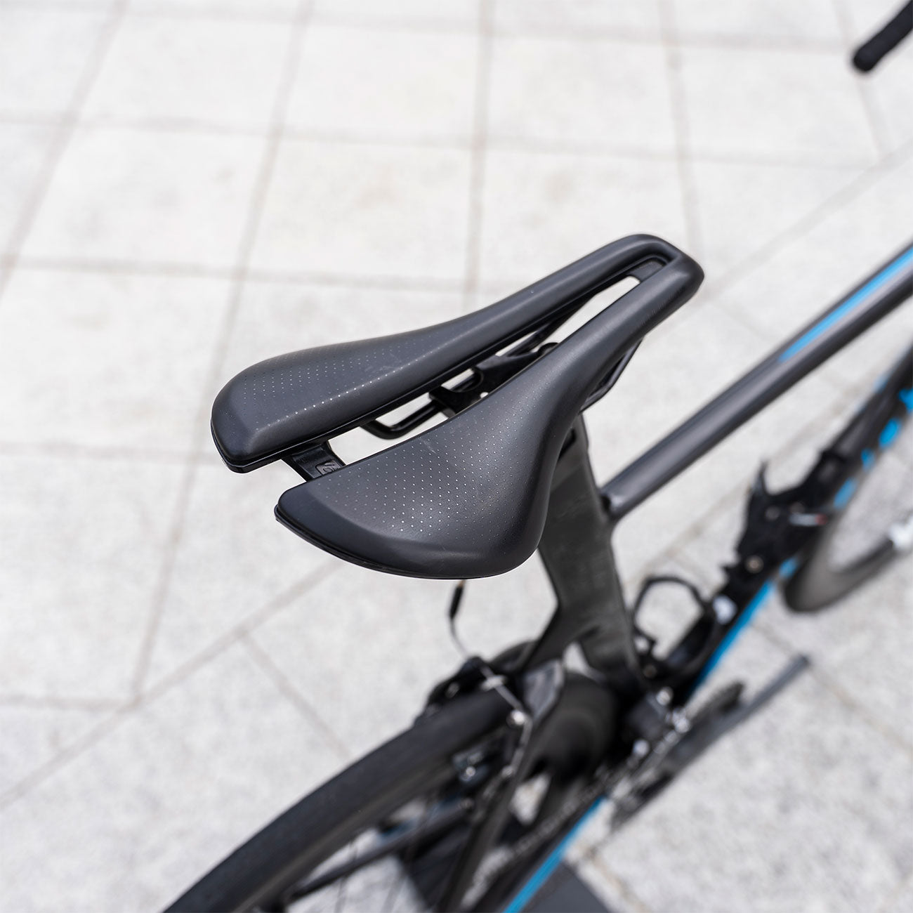 Foto dettaglio sella bicicletta carbonio usata Giant Propel Advanced SL 0 2017