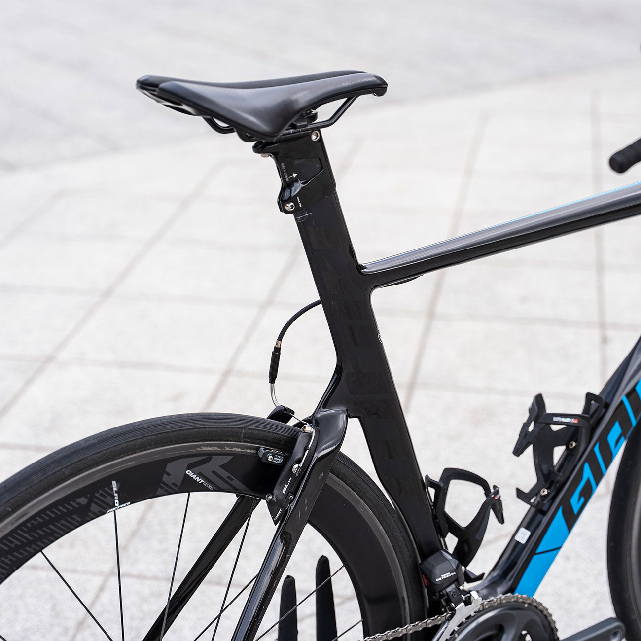 Foto dettaglio sella bicicletta carbonio usata Giant Propel Advanced SL 0 2017