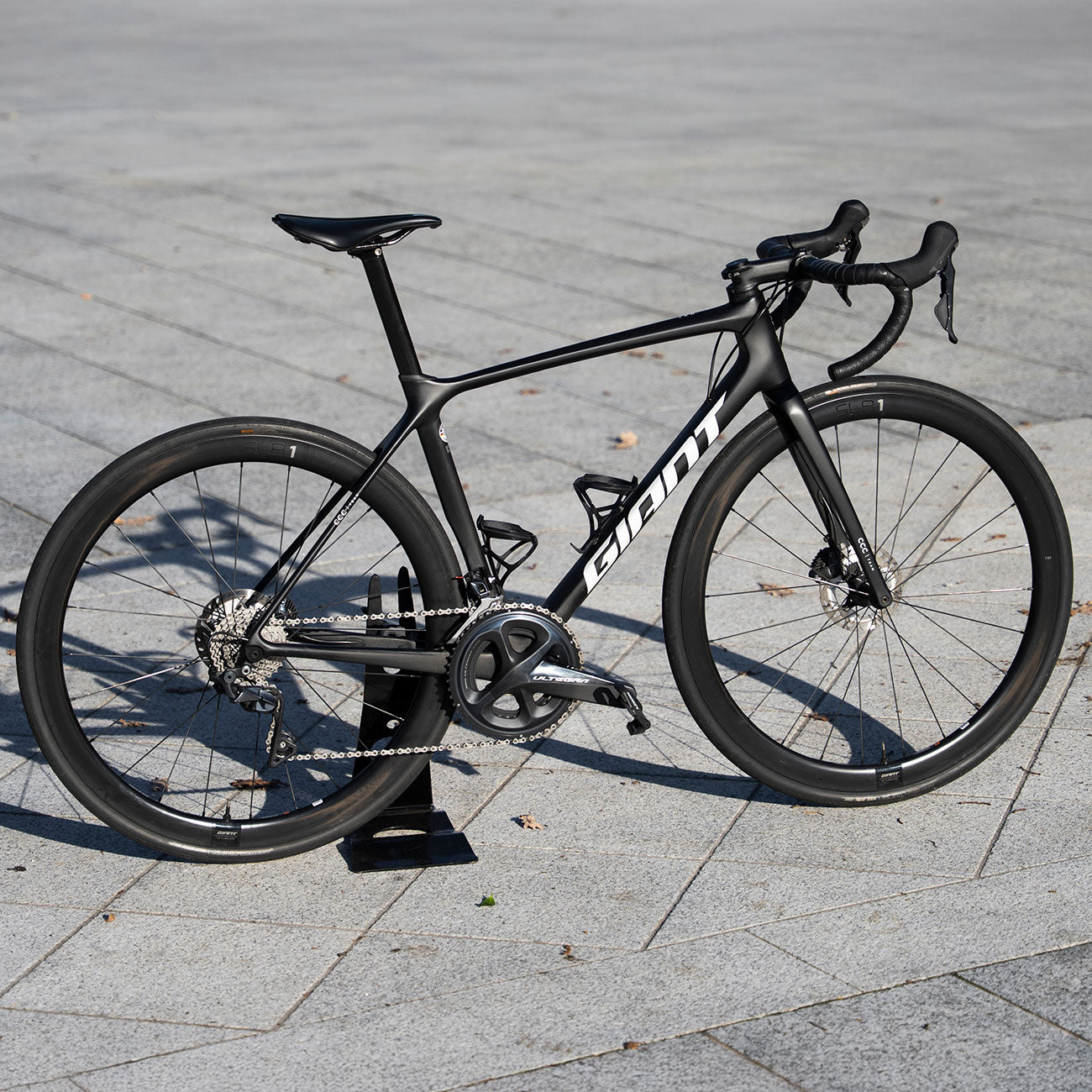 Foto laterale Giant TCR Advanced Pro Disc Team CCC 1