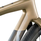Bicicletta gravel carbonio 2027 BMC Kaius 01 THREE Sram Rival foto dettaglio colore oro
