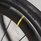 Foto Ruote Mavic Cosmic Ultimate 45 Disc carbonio dettaglio Mavic