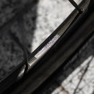 Foto Ruote Mavic Cosmic Ultimate 45 Disc carbonio dettaglio