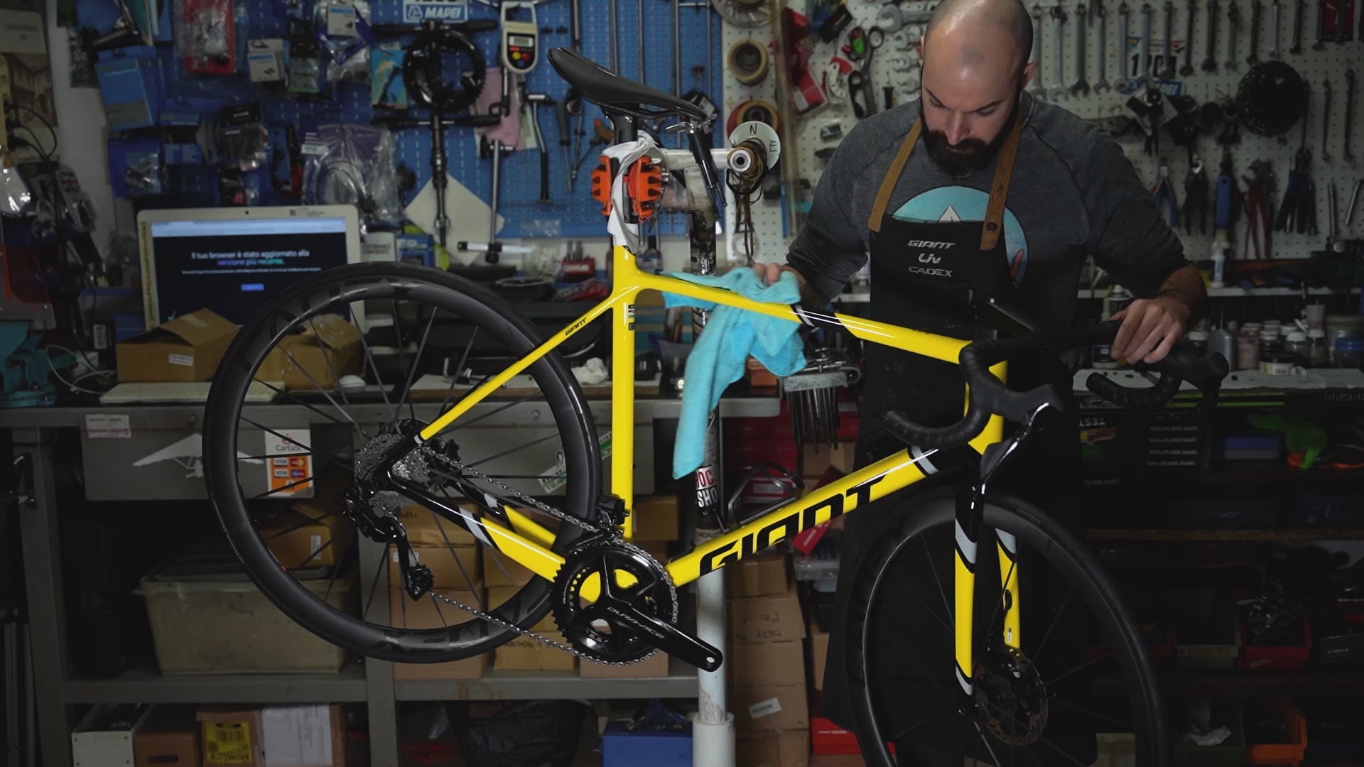 video montaggio bicicletta da corsa giant tcr novocicli.com